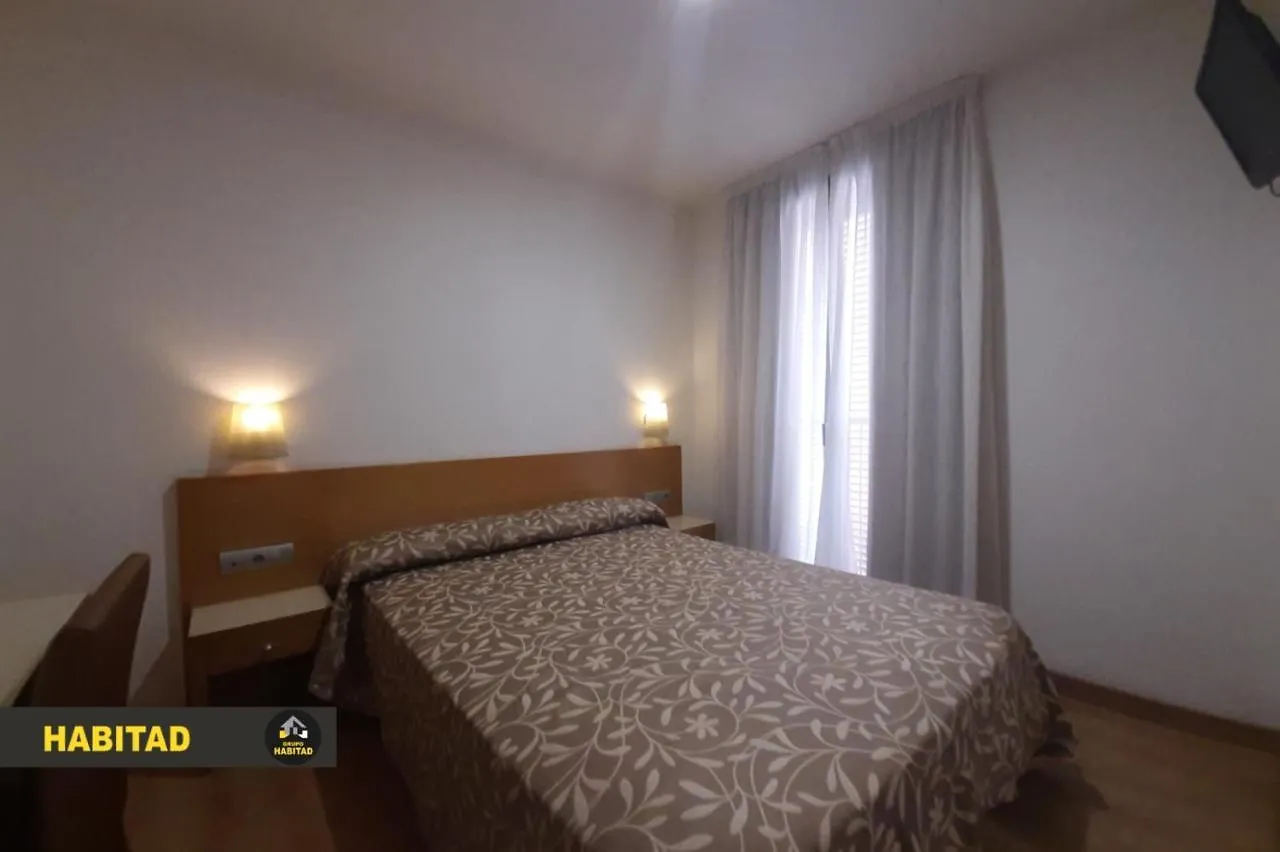 ** Gasthof Hostal Rambla Sant Boi de Llobregat Spanien