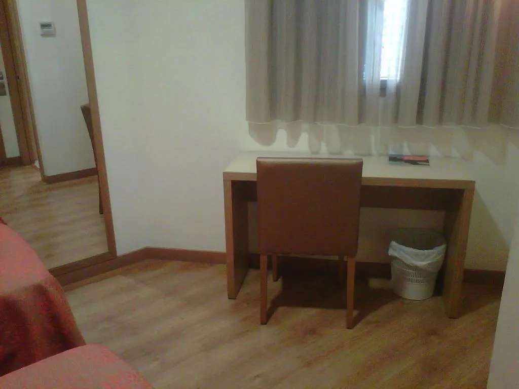 Hostal Rambla Sant Boi de Llobregat